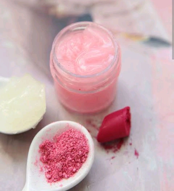 Frumos Organic Herbal Lip Balm Alternate View
